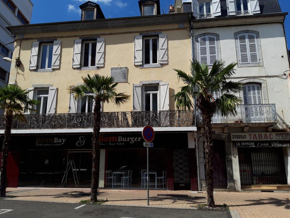 Appartement Hypercentre Tarbes - 2 Grandes Chambres Exterior photo